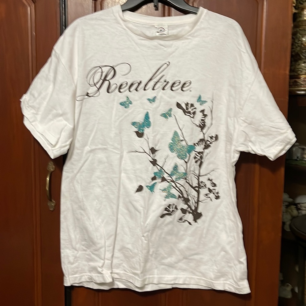 Delta Women’s Real  Tree  T-SHIRT White With Logo Size Large